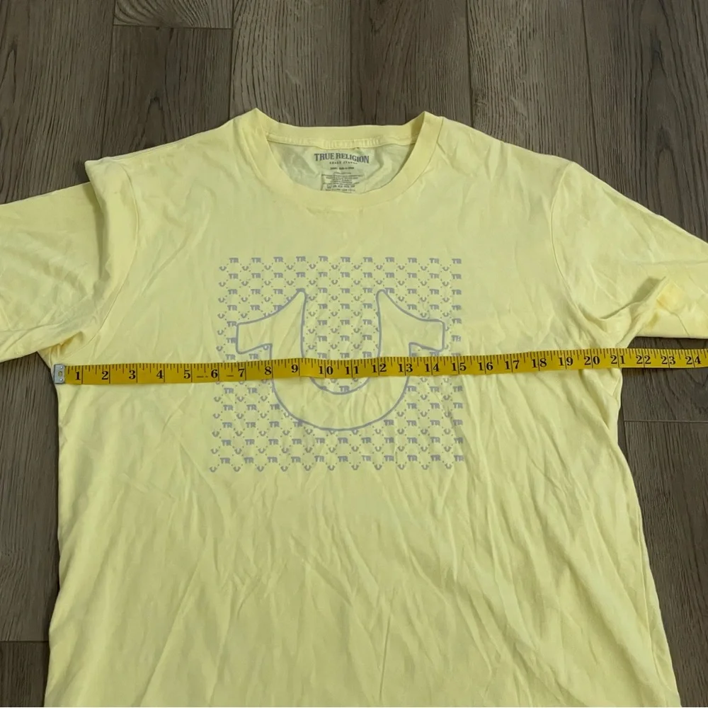 True Religion‎ Yellow T-Shirt All Over Logo Print